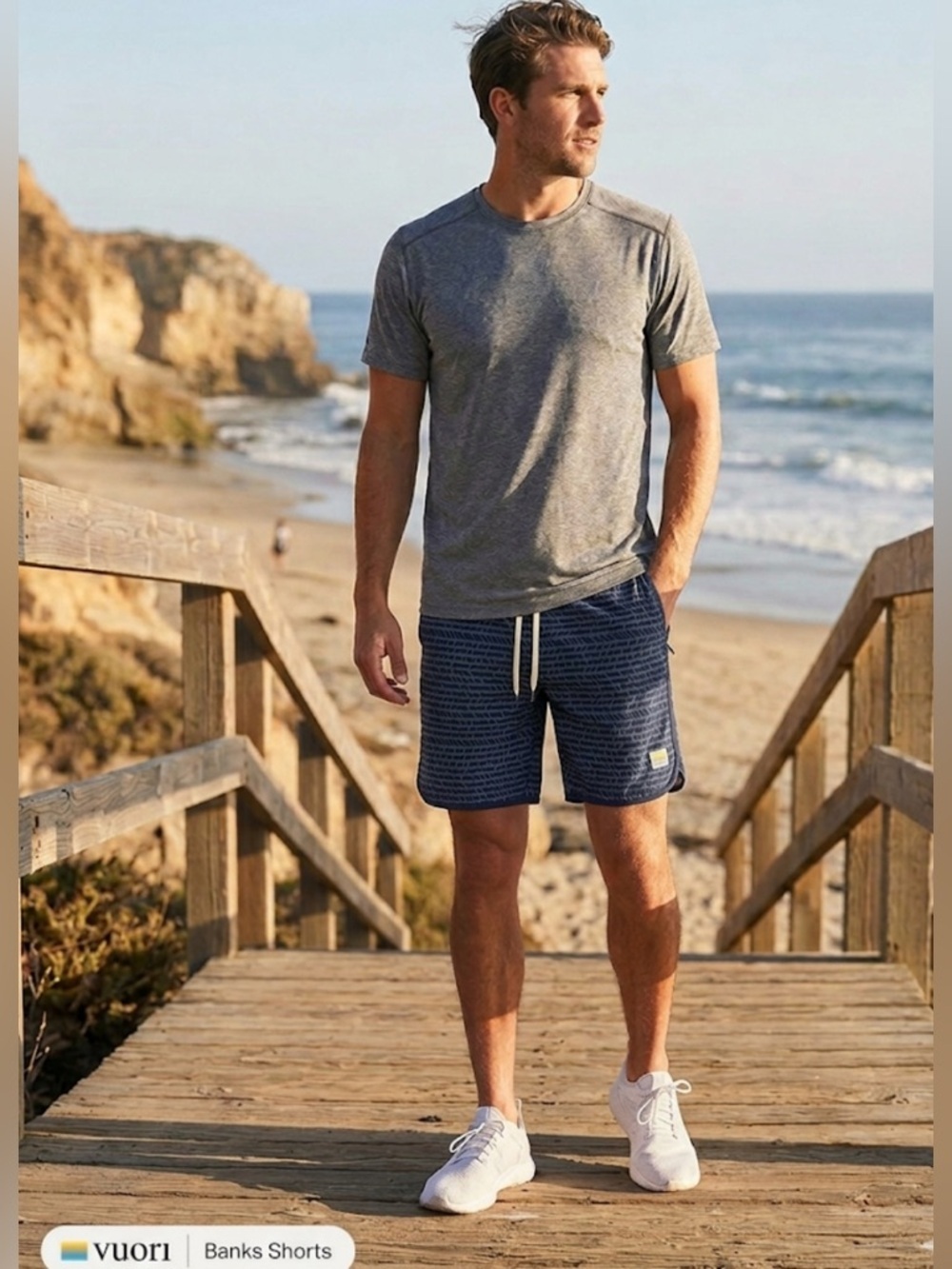 Vuori Men's Banks Shorts XL in Navy Blue Geometric Stripe Unlined 7”